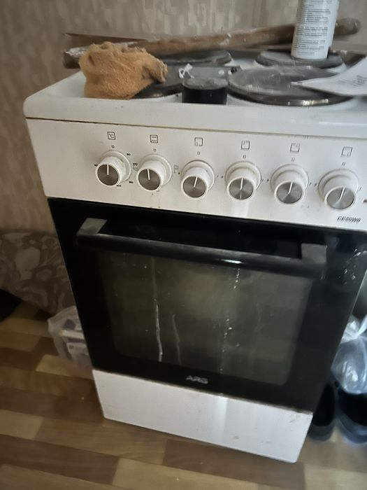 Продаю электро плиту “ARG CE50W0”