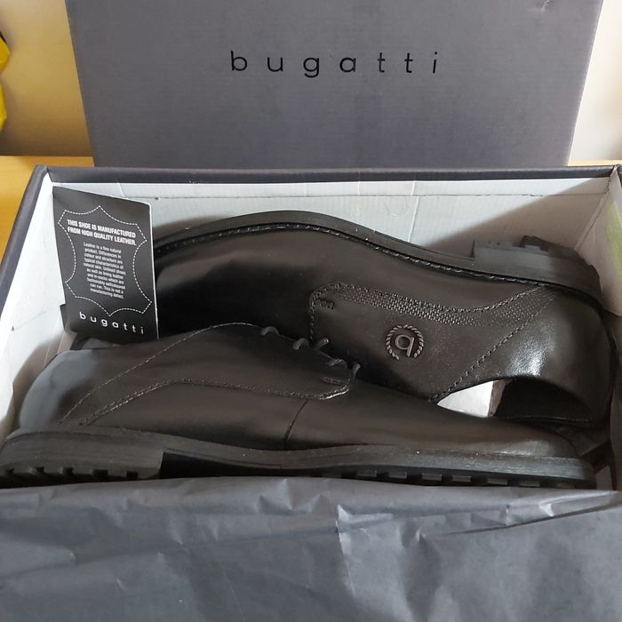 Pantofi negri clasici BUGATTI, mărimea 42