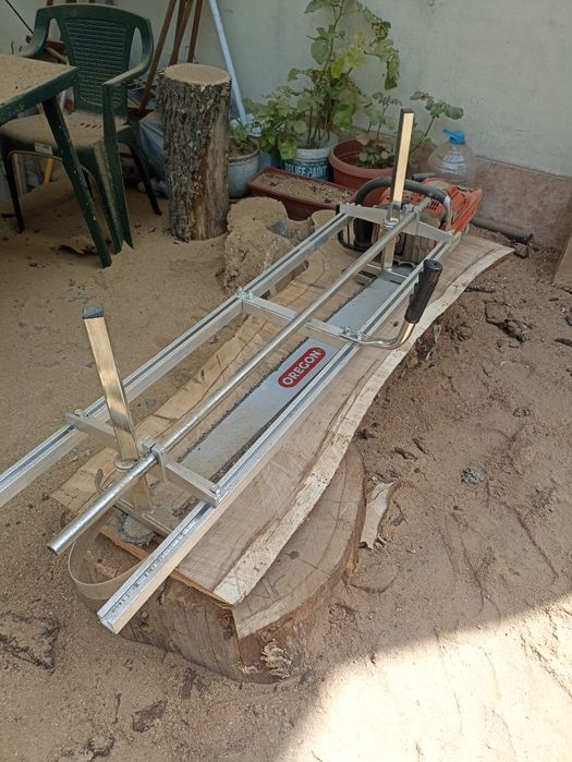 Рязане на опасни  дървета, косене на тревни площи.