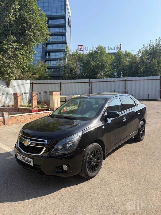 продаётся автомобиль