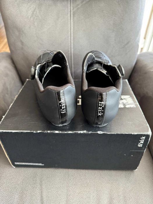 Шосейни обувки Fizik Tempo R5 + педали Shimano R550