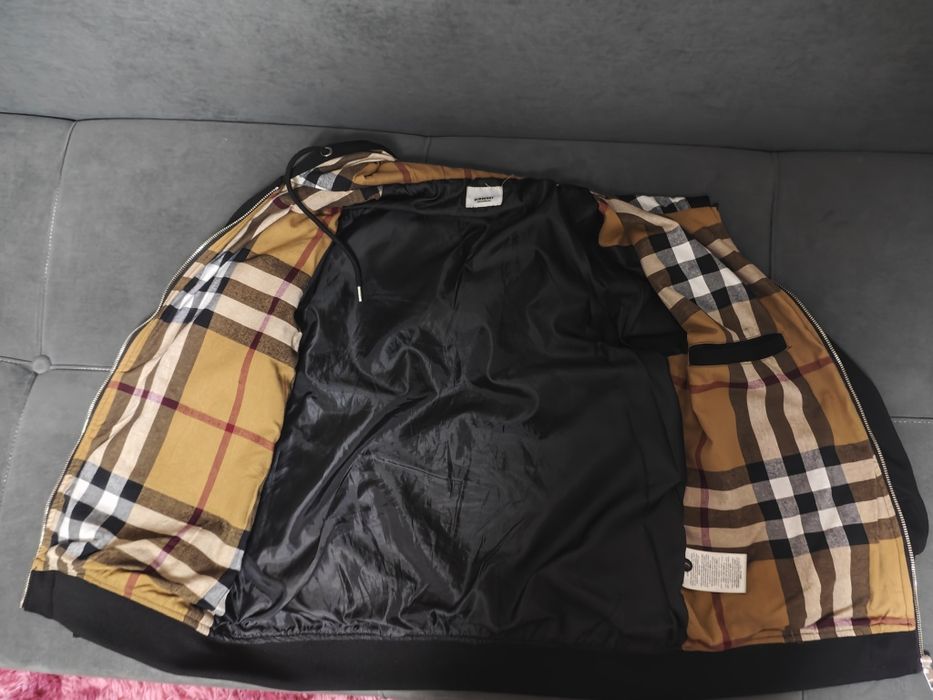 продам Кофту Burberry