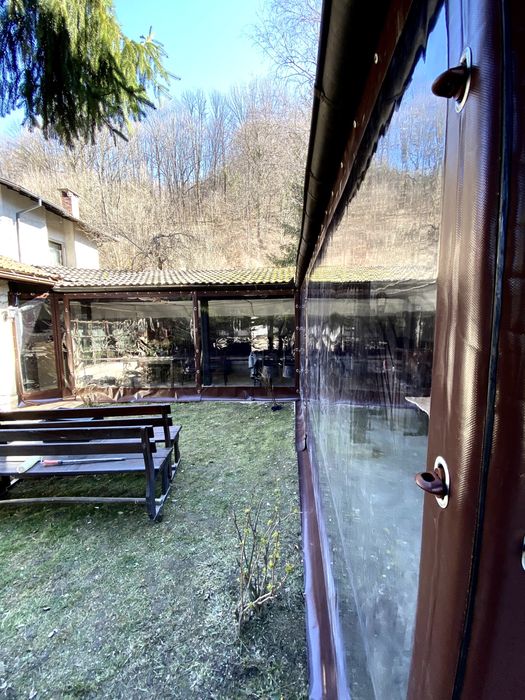 Верроупорни завеси PVC винил кристал ветробрани найлони тенти сенници