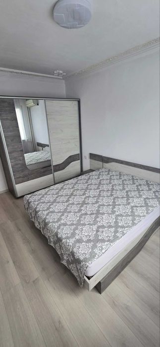 Дава се под наем Тристаен апартамент в Пловдив, Кършияка - 102 кв.м за 600 € - Снимка #9