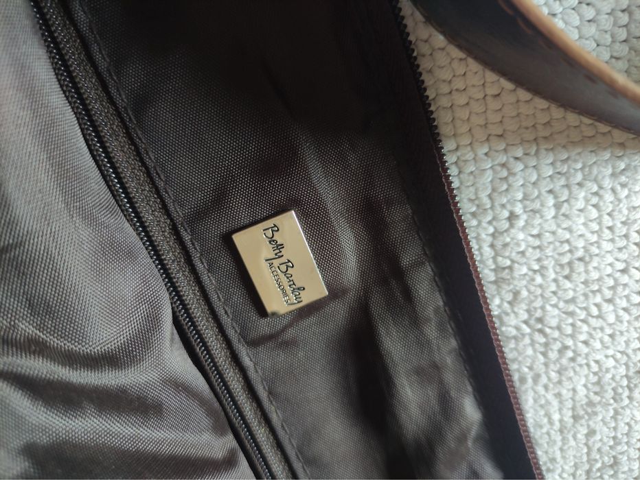 Голяма маркова чанта