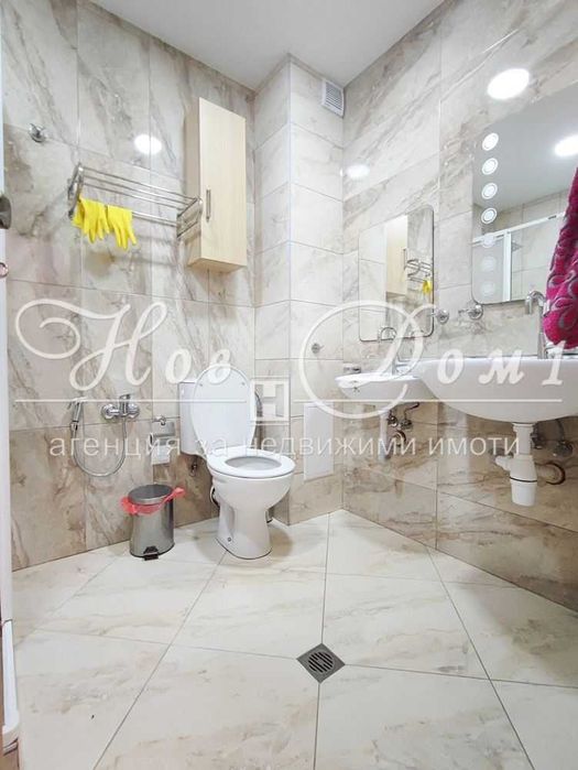 Дава се под наем Тристаен апартамент в Варна, Център - 70 кв.м за 714 € - Снимка #6