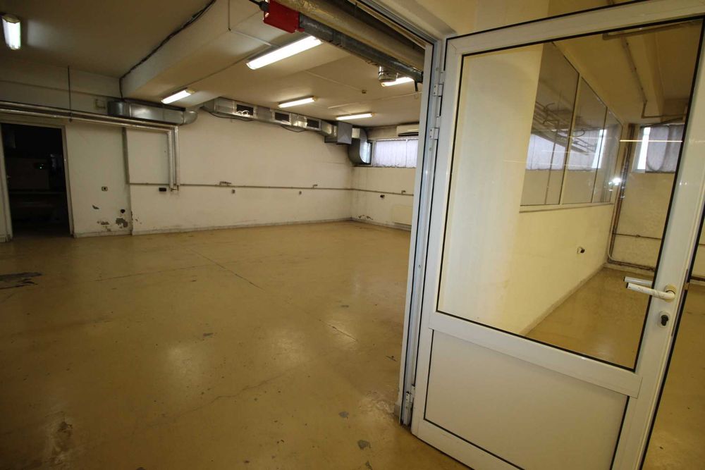 Продава се Промишлена сграда в Русе, Централен кооп. пазар - 550 кв.м за 3 €/кв.м - Снимка #6
