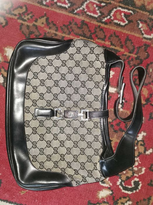 Geanta de mana sau umăr Gucci