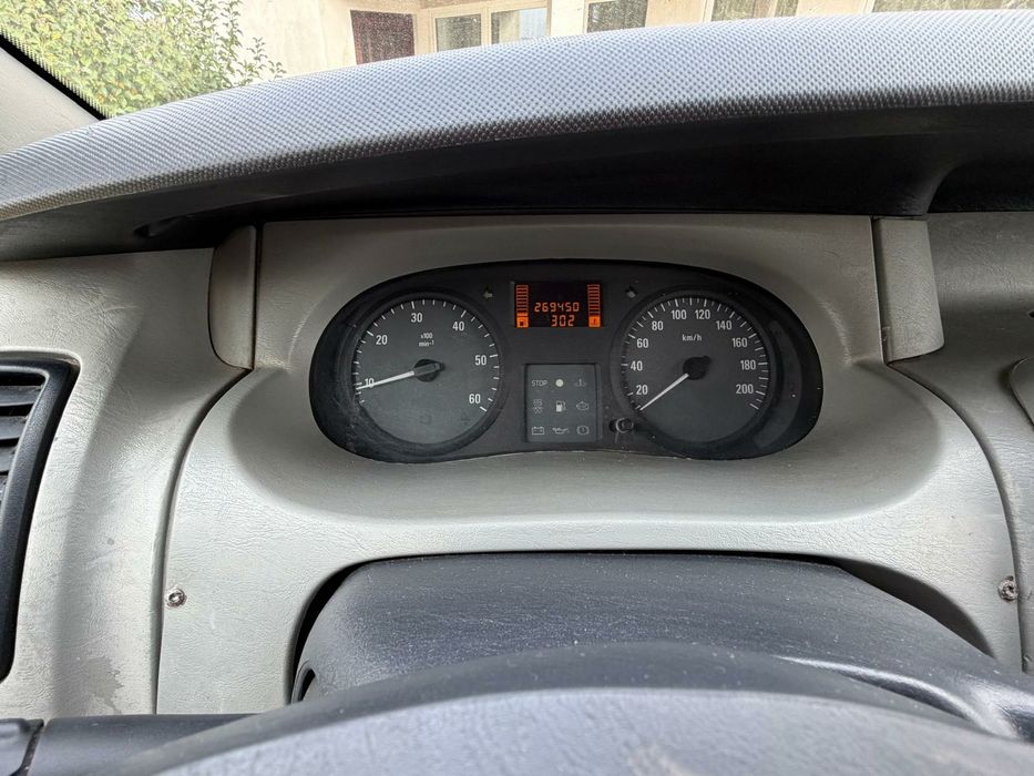 RENAULT Trafic 0 — imagine 4