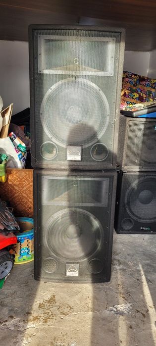 Vând boxe pasive Wharfedale Pro