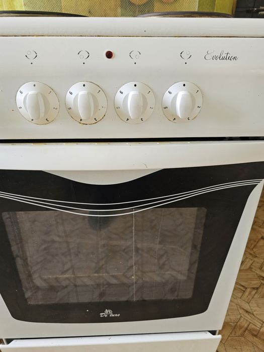 Продам электроплиту