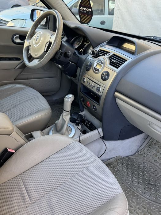 Renault megane 1.6 benzina 120.000 km reali