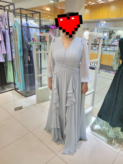 Стильное нарядное вечернее платье