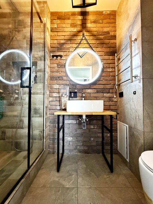 Квартира с современным ремонтом в таунхаусе