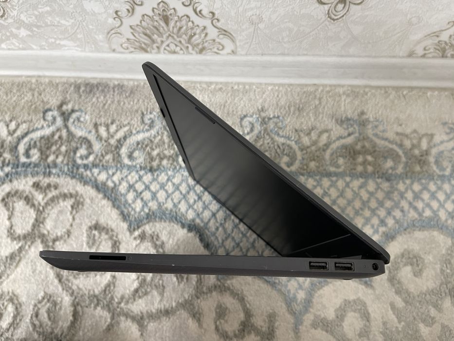 Продам ноутбук Hp 250 G8 Core i3 11 Gen