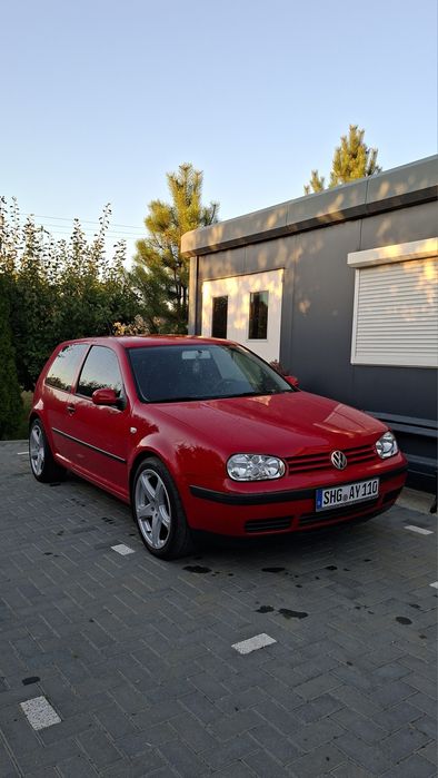 Volkswagen Golf benzină, 1.940 € — imagine 5