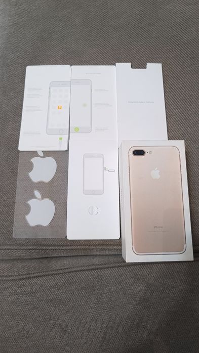 Продам Айфон 7+ 32гб