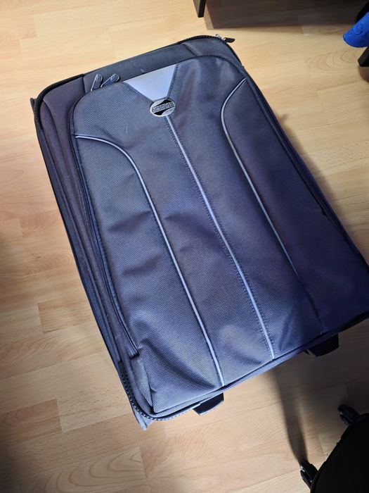 Set 3 trolere American Tourister