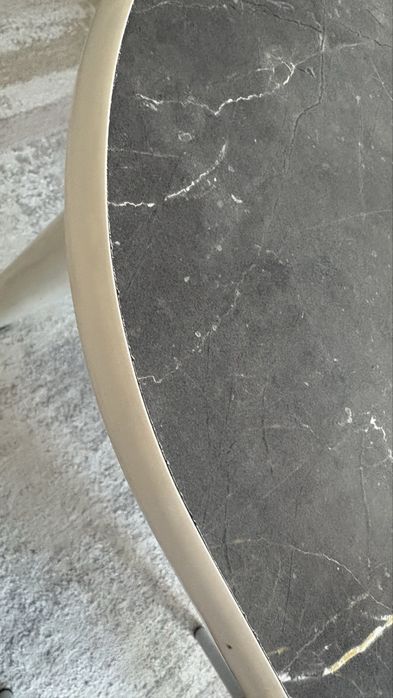 Продам стол 120х70