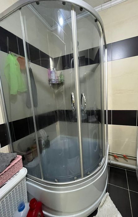 Продам душевую кабину