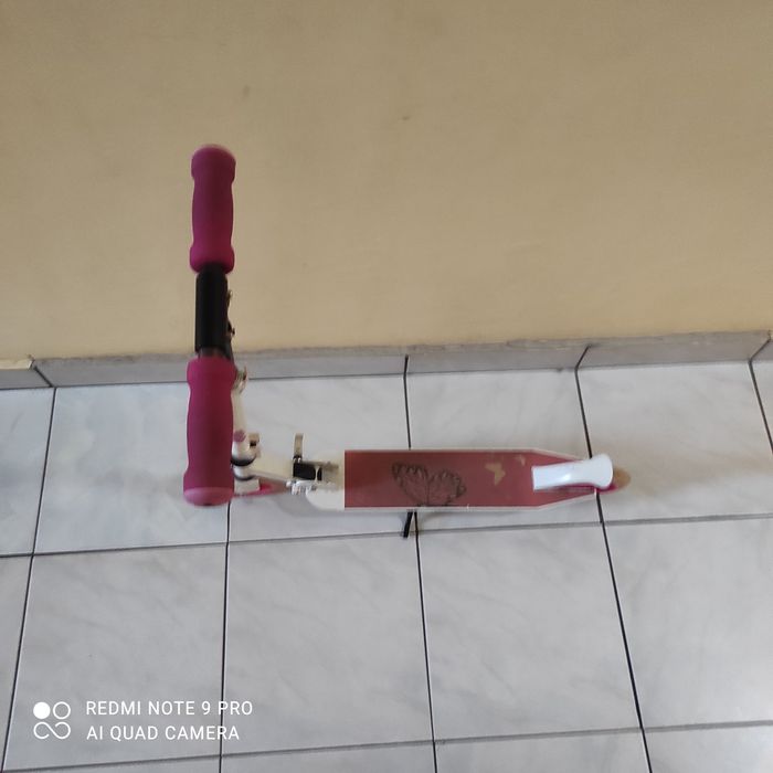 Продавам Детска тротинетка ARGUS MAKANI