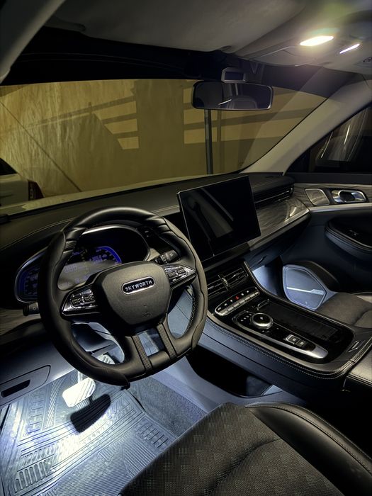 Skywell ET5 Skyworth ev6