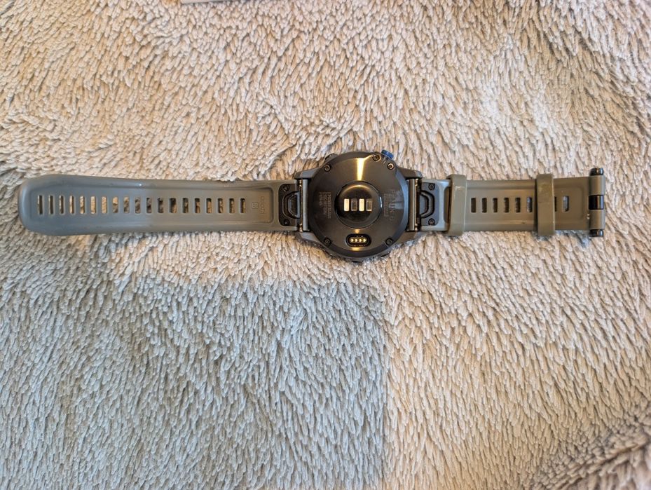 Vând Garmin Fenix 6 pro solar