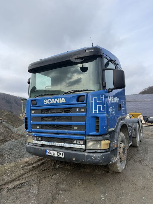 Scania R420 6x4.