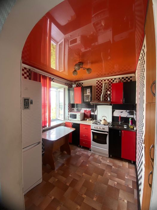 Продаю трешку по цене двушки