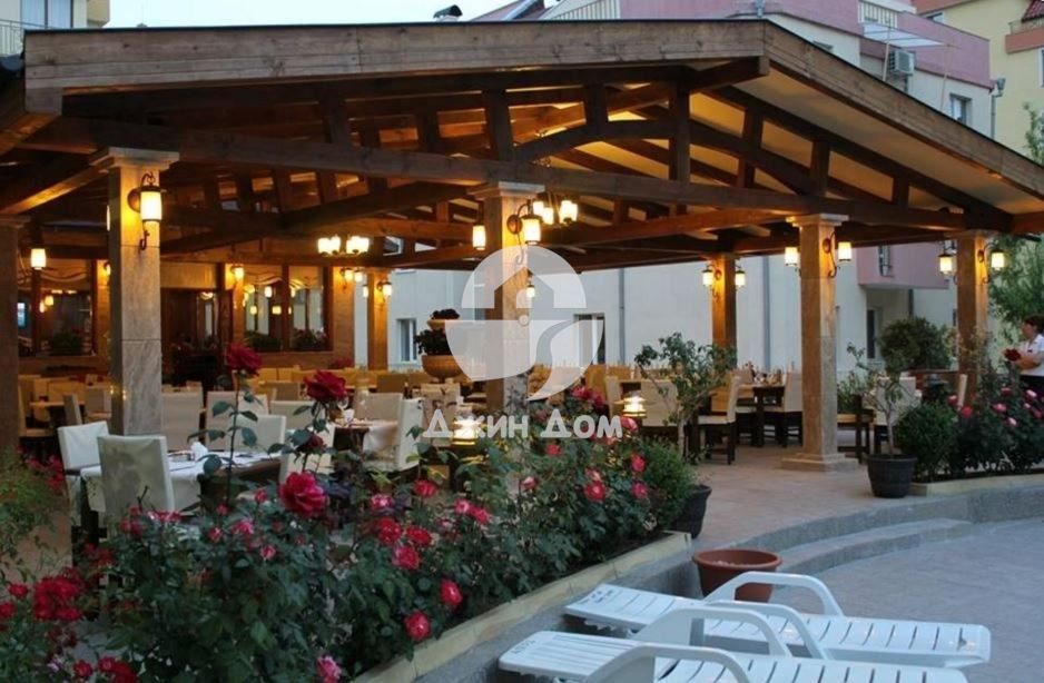 Продава се Двустаен апартамент в Свети Влас - 77 кв.м за 1065 €/кв.м - Снимка #10