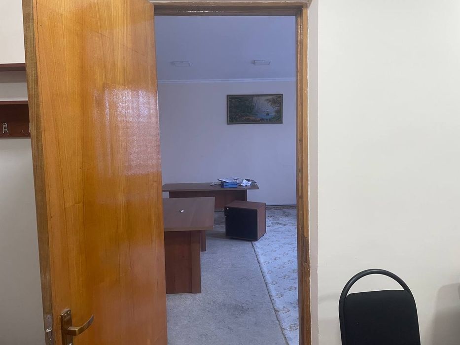 Чиланзар ГАИ офисы 17м²до90м² вдоль дороги в административном здании