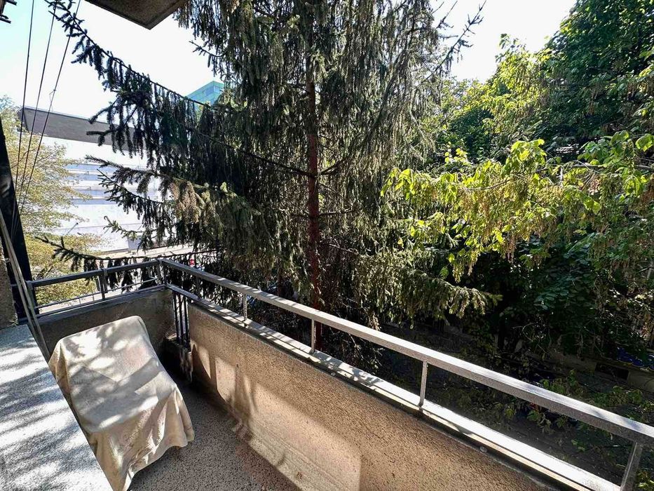 Дава се под наем Двустаен апартамент в София, Гео Милев - 72 кв.м за 470 € - Снимка #16