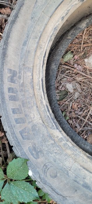 Продам резину на авто