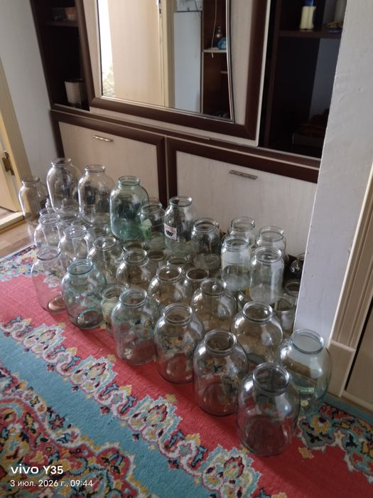 Продаются банки / Bankalar sotiladi.