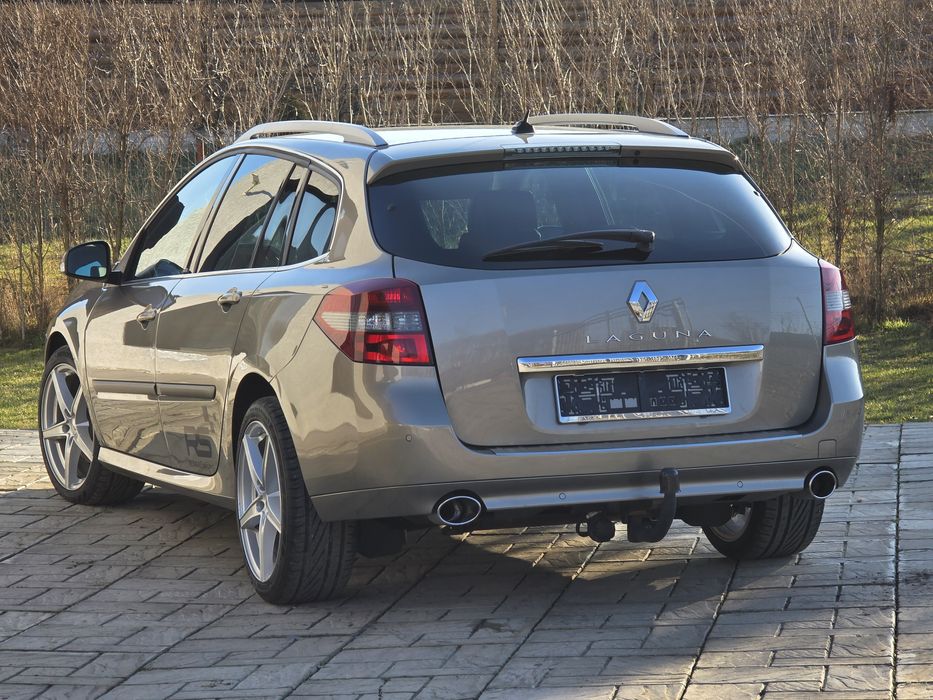 Renault Laguna / Initiale Paris / GT / Bose / R-Link / Piele / Led / X