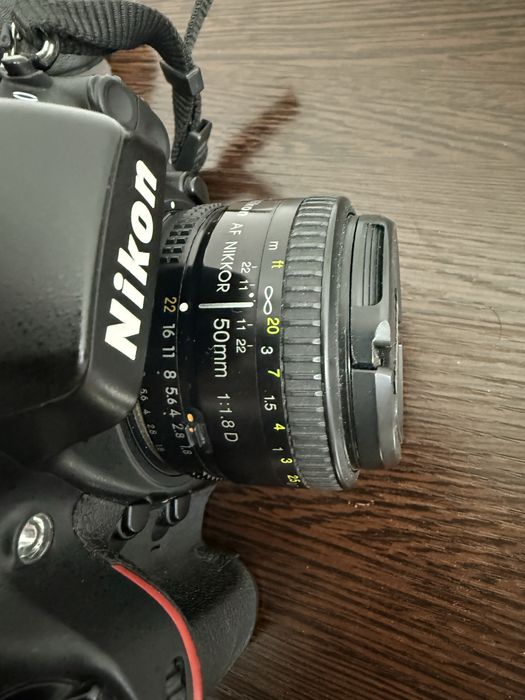 Продам Nikon d800 50mm 1,8