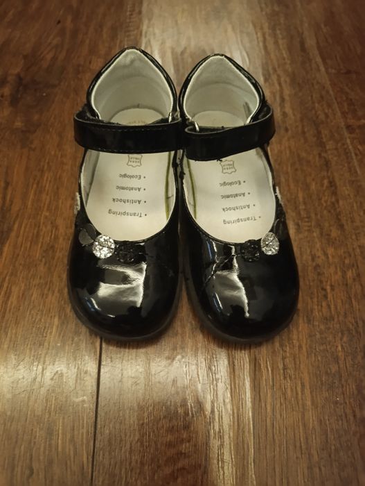 Детски обувки Primigi и Zara