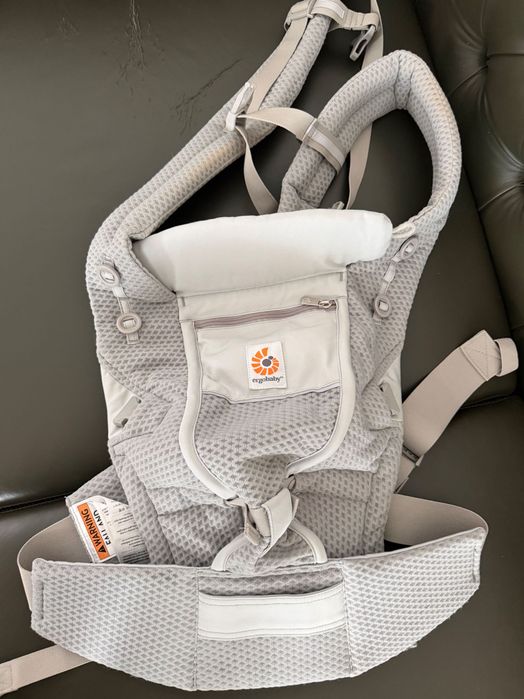 Marsupiu Ergobaby