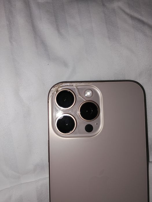 iPhone 16 Pro Max (iCloud)