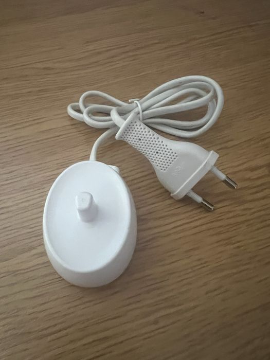 Зарядно за четка за зъби oral-B Braun