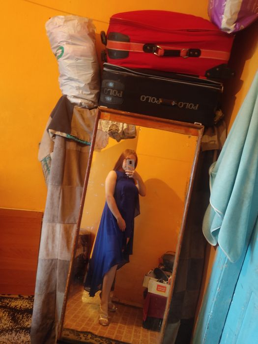 Продам платье б/у