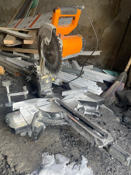 Станки для окон в отличном состоянии