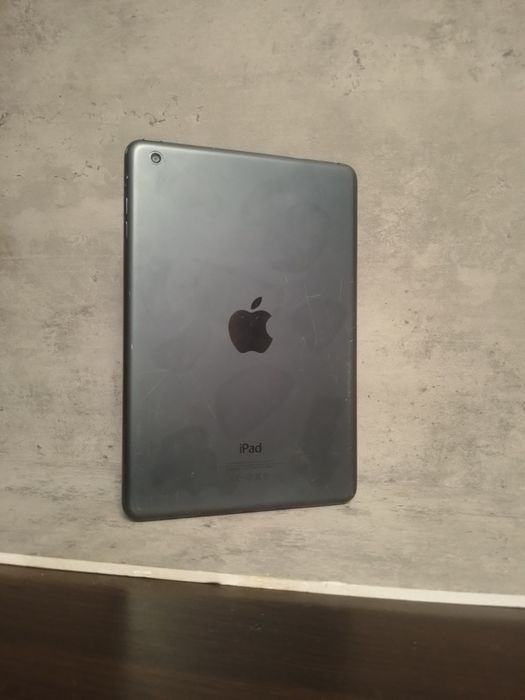 IPad mini 16gb трещины