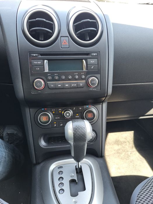 Nissan Qashqai, cutie automata, benzina, 170000 km