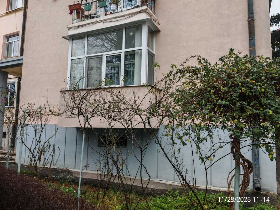 Ap 2 camere 60m2 + boxă 13m2, decomandat Iași Copou, str. Macazului 10