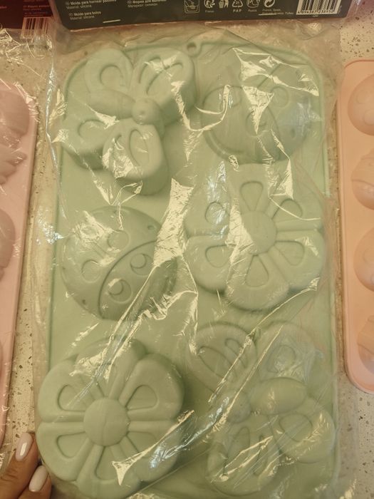 Силиконови форми за печене, бонбони или свещи