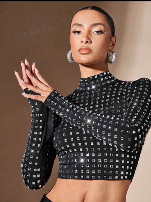 Дамска ефектна блуза с камъни