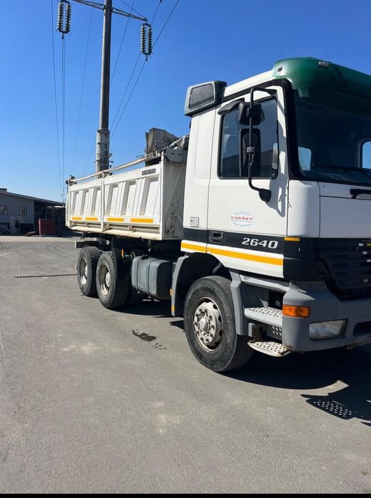 Mercedes actros bascula