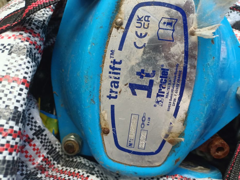 Продам Цепьная таль 1 тонник + стропа