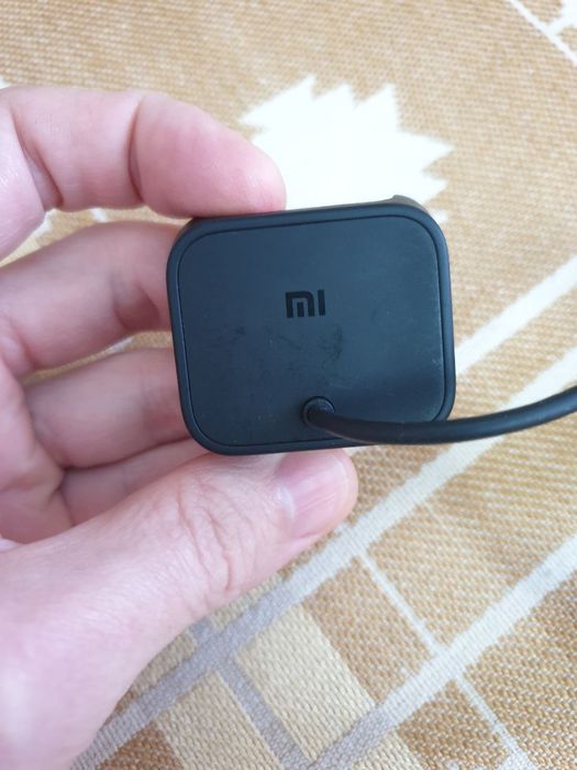 Продам оригинальное зарядное устройство от Mi Watch Lite